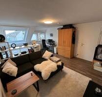 Helle 2-Zimmer Dachgeschoss Wohnung in Stuttgart-Vaihingen