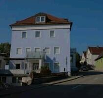 Schöne 3 Zimmer Wohnung in Zentrumsnähe - Deggendorf