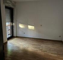 Wohnung 2 Zimmer m. Balkon im Souterrain m.Fußbodenheizung - Herzogenrath