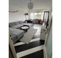 3 Zimmer Wohnung, EBK, Balkon, Stellplatz - Mülheim an der Ruhr Menden-Holthausen