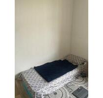 Ein Zimmer in einer WG Wohnung - 650,00 EUR Kaltmiete, in Berlin (PLZ: 13347) Mitte