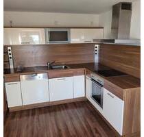 34 Zimmer Wohnung 2. OG in 90556 Cadolzburg zu vermieten.