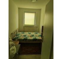 Ein Zimmer in 3-Zimmerwohnung - 600,00 EUR Kaltmiete, ca.  15,00 m² in Berlin (PLZ: 12439) Treptow-Köpenick