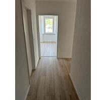 4 Zimmer Wohnung Kernsaniert - 1.000,00 EUR Kaltmiete, in Freudenberg (PLZ: 97896)