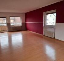 3-Zimmer Wohnung in Erlensee - 675,00 EUR Kaltmiete, ca.  88,00 m² in Erlensee (PLZ: 63526)