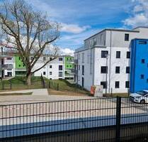 ** moderne große 3 Zimmer Wohnung im 2. Obergeschoss ** - Bodenwöhr
