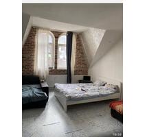 1 Zimmer Wohnung Dusche mit Single Küche - Saarbrücken Kieselhumes