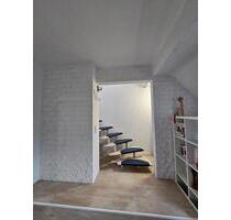 Maisonette 3 Zimmer in Eller inkl Küche und Möbel - Düsseldorf Stadtbezirk 8