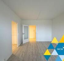 Hoch hinaus zum Wohlfühlen – modernes Badezimmer u. LED-Spots - Chemnitz Kapellenberg