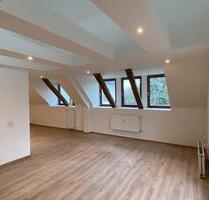 Traumhafte 2-Zimmer Maisonette Wohnung mit Galerie - Burgdorf