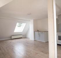 Renovierte 2 Zimmer Dachgeschosswohnung in Unterreichenbach