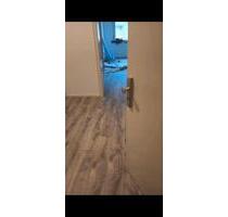 2 Zimmer mit Balkon 65 qm - 640,00 EUR Kaltmiete, in Wuppertal (PLZ: 42117) Arrenberg