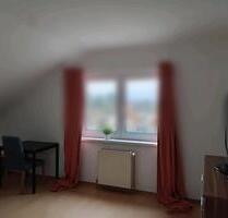 möbliertes 17m2 Zimmer im Dachgeschoss zu vermieten - Fredersdorf-Vogelsdorf