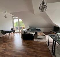 2 Zimmer Dg-Wohnung mit Balkon im Grünen in Pye - Osnabrück Eversburg