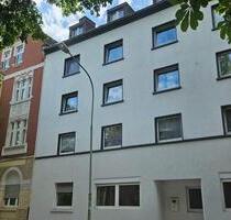 Frisch renovierte 1,5 Zimmer Dachgeschosswohnung mit Badewanne - Herne Eickel