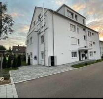 Wunderschöne 3 Zimmer Wohnung mit großem Abstellraum - Eislingen (Fils)