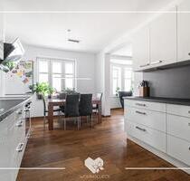 EXKLUSIVE 2,5-ZKB-WOHNUNG MIT BALKON IN DER AUGSBURGER INNENSTADT