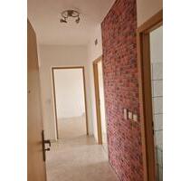 helle 3 Zimmer Wohnung mit Balkon - Bad Frankenhausen/Kyffhäuser