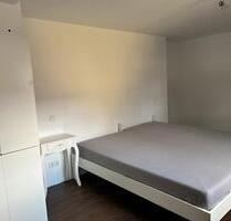 WG Zimmer zu vermieten - 600,00 EUR Kaltmiete, ca.  20,00 m² in Augsburg (PLZ: 86156) Bärenkeller
