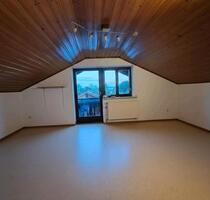 2 - Zimmer - Dachgeschosswohnung - Raisting