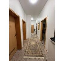 2 Zimmer Wohnung 90 Quadrat Meter + Balkon Hamburg Veddel