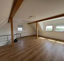 Moderne 3 Zimmer Maisonettewohnung in Essingen - Einbauküche