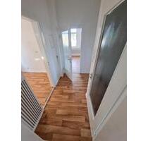 Renovierte 3 Zimmer Wohnung - 800,00 EUR Kaltmiete, in Delmenhorst (PLZ: 27749)