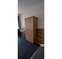 Voll möbliert 3er WG-Zimmer (350 Warmmiete incl Strom, wlan etc) - Flensburg