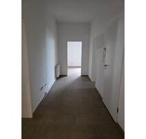 Schöne 4 Zimmer Wohnung in Neuss - Jobcenter möglich!