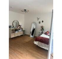 WG-Zimmer mit Balkon – ruhig & hell, Ginnheim - Frankfurt am Main Sachsenhausen