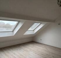 2-Zimmer Dachgeschosswohnung MG-Zentrum *Neu Renoviert* - Mönchengladbach Nord