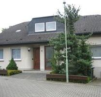 Hagen-Holthausen, Komfortable 3 Zimmer -u. Küche-DG-Wohnung‟