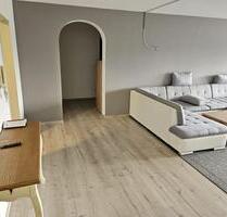 Schöne 3,5 Zimmer Wohnung 95 qm in Ellwangen Jagst zu vermieten - Ellwangen (Jagst)