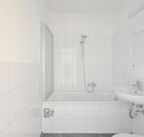 4 Zimmer - frisch renoviert - ab September verfügbar - Halle (Saale) Dölau