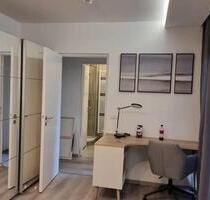 Frisch saniert! 1-Zimmer Wohnung mit Balkon in Reinickendorf - Berlin