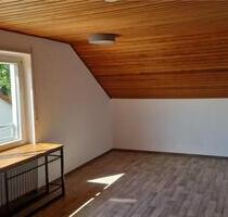 Gemütliche, frisch renovierte 2,5 Zimmer Wohnung in ruhiger Lage - Gütersloh Avenwedde
