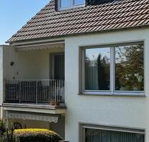 Helle 3 Zimmer Wohnung mit Balkon und Einbauküche - Bergisch Gladbach