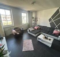 WG-Zimmer in schöner 3-Zimmer-Wohnung mit Blick auf den Markt - Holzminden