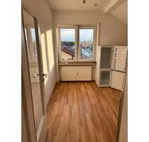 2-Zimmer Wohnung 47 qm zu vermieten - Stellplatz Dachboden - Ernsgaden