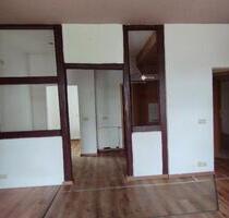 kleine gemütliche 1,5 Zimmer Wohnung - Bernburg (Saale)