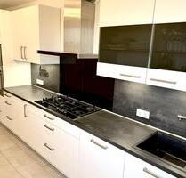 2 Zimmer Wohnung mit Sonnenbalkon und Küche - Monheim am Rhein