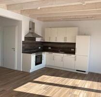 Schöne 2-Zimmer Wohnung mit 60 qm direkt in Leutershausen - Flachslanden