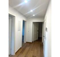 3-Zimmer Wohnung - 995,00 EUR Kaltmiete, ca.  70,00 m² in Sulzfeld (PLZ: 75056)
