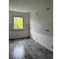 4-Raumwohnung mit 2 Balkons - auch als WG geeignet - Magdeburg Alt Olvenstedt