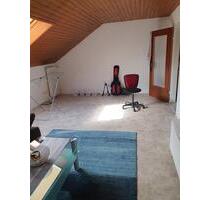 2 Zimmer Dachgeschoss Wohnung Gartenstadt - Weil am Rhein