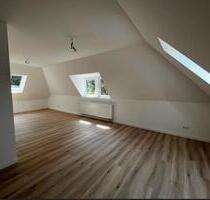 Freundliche 4-Zimmer DG-Whg. mit EBK - Kirchlinteln