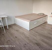 Zimmer in Frauen-WG (2er WG) - 562,00 EUR Kaltmiete, ca.  13,00 m² in Berlin (PLZ: 12099) Tempelhof-Schöneberg