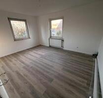 Kernsanierte 4 Zimmer Wohnung mit Stellplatz u Balkon in Herford