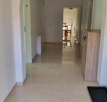 5 ZIMMER KÜCHE BAD IM ZENTRUM, PKW, ABTELLRAUM 5 MIN. ZUM BAHNHOF - Großenkneten