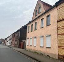 Charmante 3 Zimmer Wohnung - 532,00 EUR Kaltmiete, ca.  76,00 m² in Bitterfeld-Wolfen (PLZ: 06749)